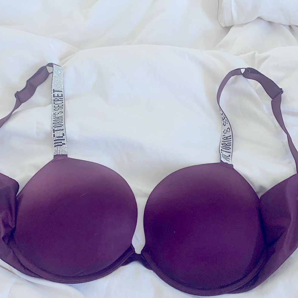 Victoria Secret push up bra. Size 36D